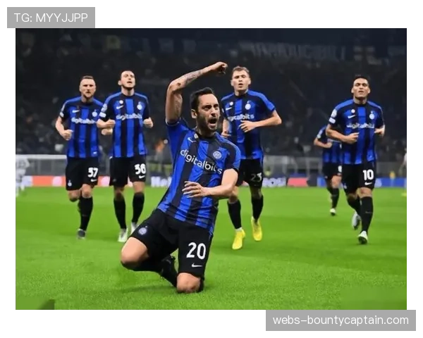 国际米兰总比分3-2科莫晋级意大利杯决赛，恰尔汗奥卢双响苏契奇绝杀